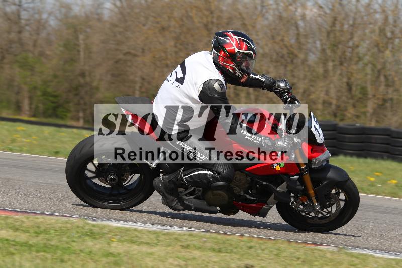 /Archiv-2022/06 15.04.2022 Speer Racing ADR/Instruktorengruppe/15